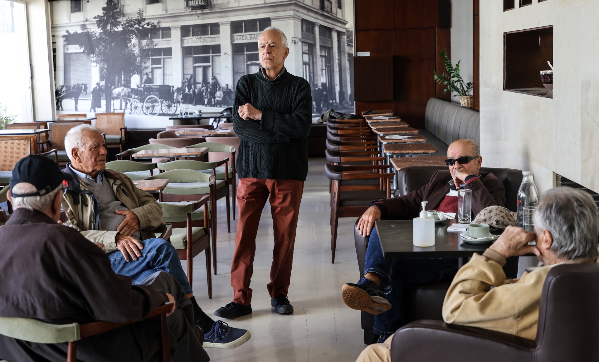 «Οι Κηφισιώτες δεν αγαπούμε τα βόρεια προάστια, αγαπούμε την πόλη μας»-12