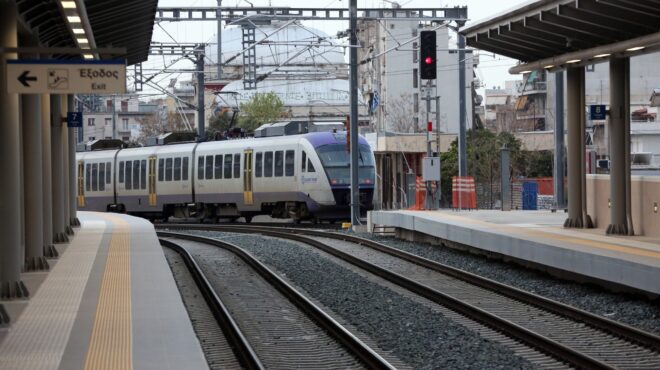 σιδηρόδρομος-με-fast-track-διαδικασίες-τα-έργ-563340340