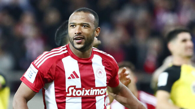 αστραπόβροντα-στα-σπάτα-563340955