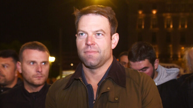 εντός-και-εκτός-τα-δεκαπέντε-πιθανά-563332939