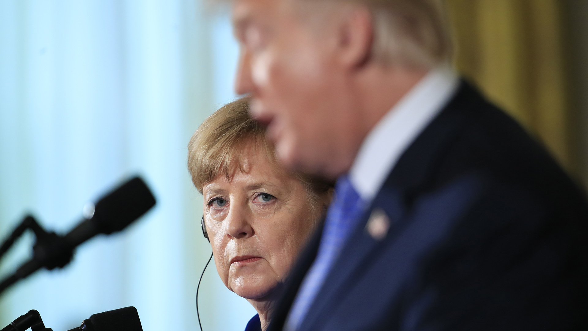 Οταν η Μέρκελ «κατέφυγε» στον Πάπα για τον Τραμπ-1