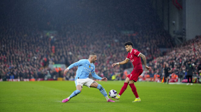 κόκκινος-γολιάθ-γαλάζιος-δαυίδ-563350153