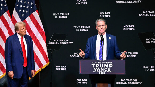 ο-σκοτ-μπέσεντ-υπουργός-οικονομικών-τ-563337724