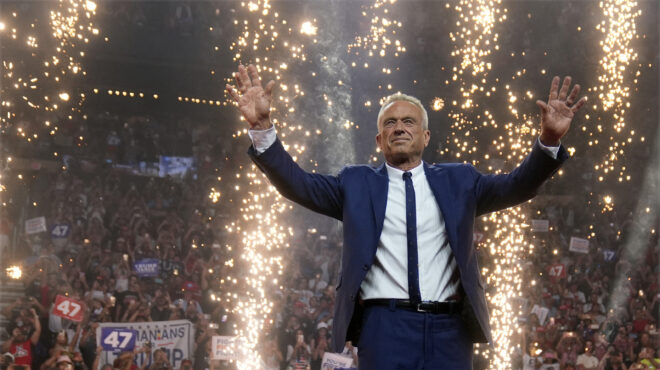 να-ξαναδώσουμε-στην-αμερική-την-υγεί-563324773