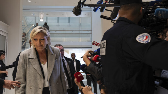 η-γαλλία-αντιμέτωπη-με-την-τέλεια-κατ-563321881