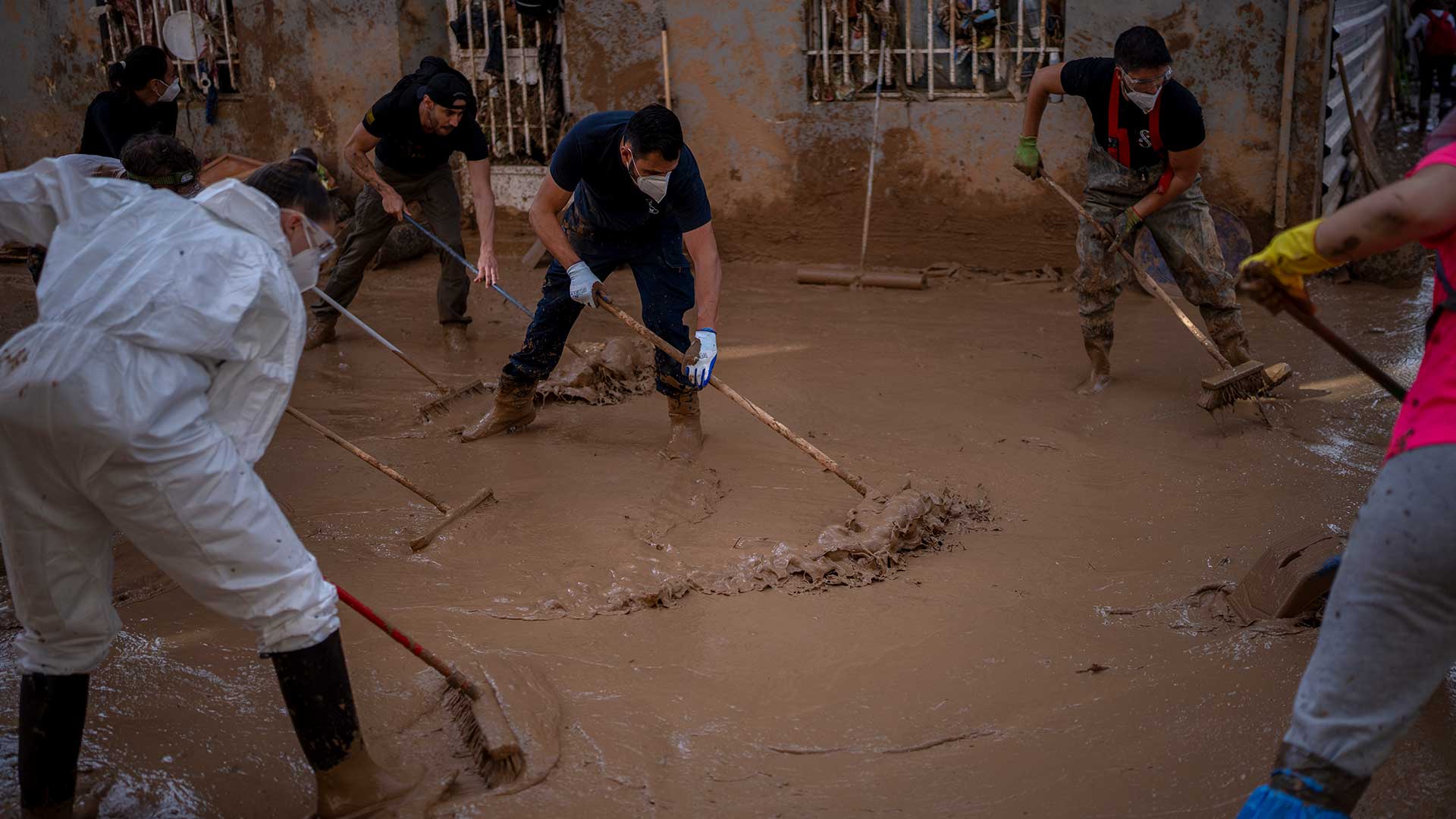 «Κανένας δεν δάκρυζε. Εκλαψαν πολύ την ώρα της καταστροφής»-3