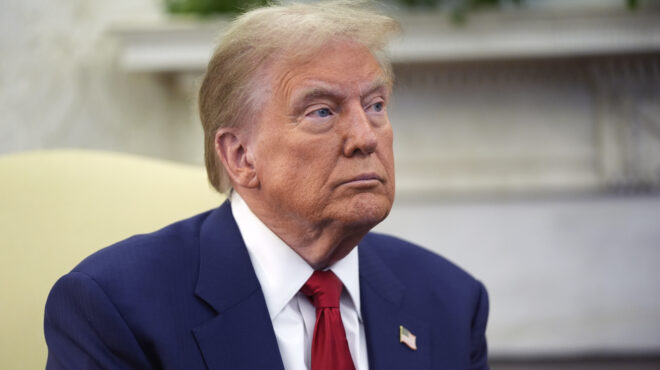 τραμπ-σχεδιάζει-κήρυξη-έκτακτης-ανάγ-563329426