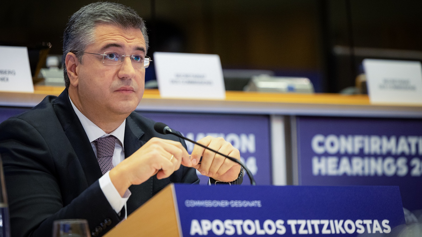 Το Ευρωκοινοβούλιο ενέκρινε την υποψηφιότητα του Απόστολου Τζιτζικώστα-1