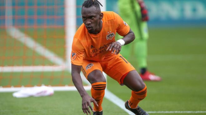 ο-αλμπερτ-ελις-θυμήθηκε-ξανά-ποιος-ήτα-563322874