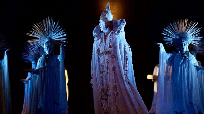 η-βραβευμένη-θεατρική-ομάδα-ροδα-παρο-563322907