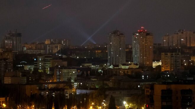 νυτ-πράσινο-φως-από-μπάιντεν-για-πλήγμ-563328208