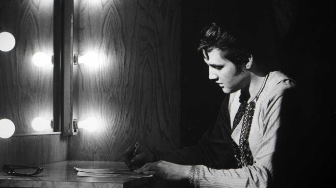 η-άνοδος-και-η-πτώση-του-ελβις-πρίσλεϊ-563328901