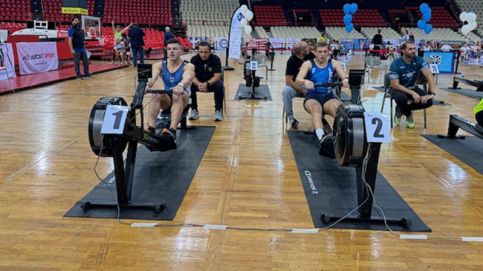 «Τράβηξαν» κουπί στο στάδιο «Ειρήνης και Φιλίας»-1