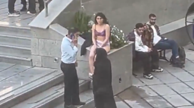 ιράν-διαταραγμένη-η-ιρανή-φοιτήτρι-563307115