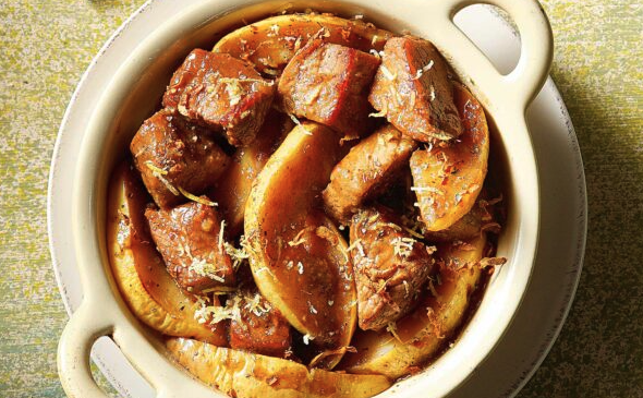 τηγανιά-χοιρινή-με-κυδώνια-563333476