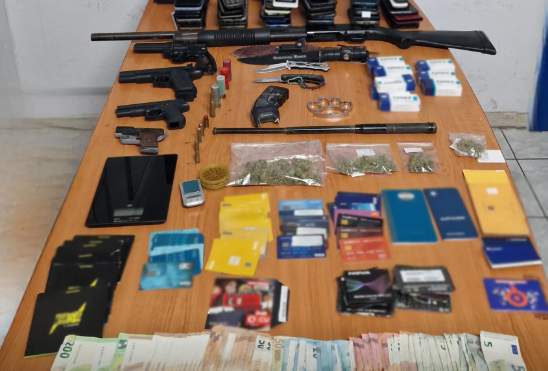 πήγαινε-στο-ατμ-και-θα-σε-καθοδηγήσω-ε-563345095