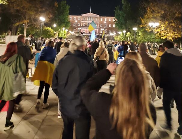 Χίλιες μέρες πολέμου στην Ουκρανία: Συγκέντρωση στην πλατεία Συντάγματος-4