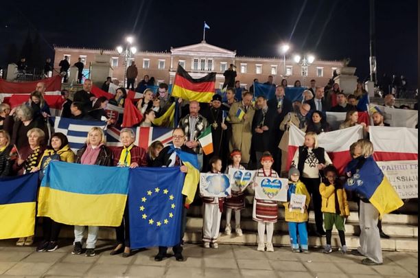 Χίλιες μέρες πολέμου στην Ουκρανία: Συγκέντρωση στην πλατεία Συντάγματος-6