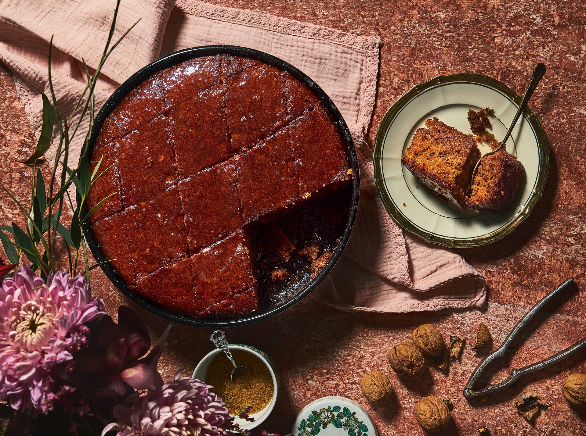 Μια πλούσια καρυδόπιτα από την Κερατέα με μπόλικα αυγά και βούτυρο-1