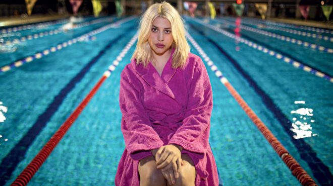 μια-βουτιά-με-την-τραγουδοποιό-κατερί-563331499