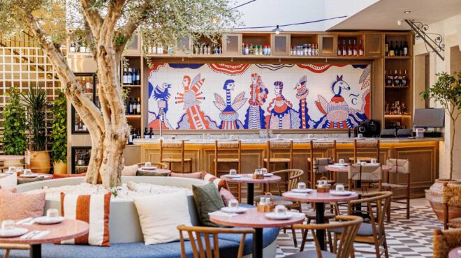 μπαρμπούνι-σαβόρο-λακέρδα-και-marinara-563345611