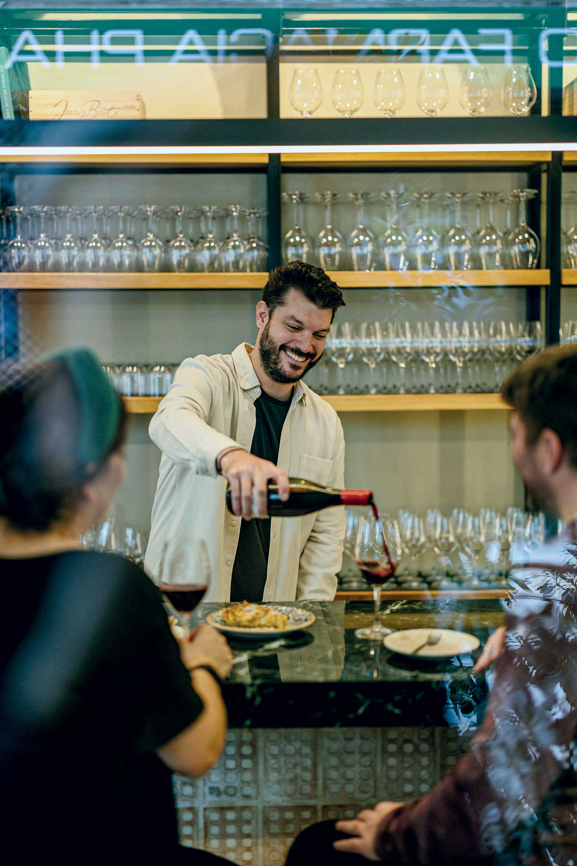 Ορίζουν τα wine bars τον αθηναϊκό τρόπο διασκέδασης;-3