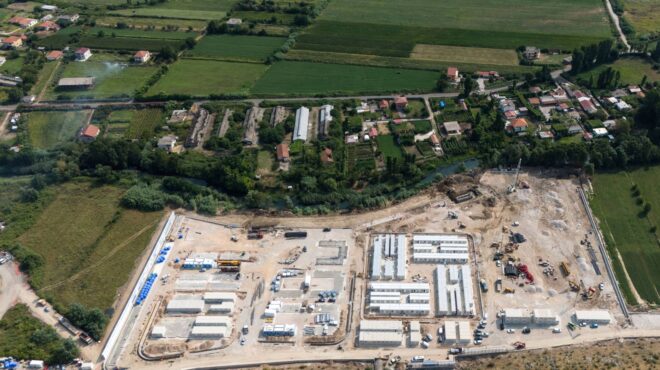 ιταλία-η-διαμονή-αστυνομικών-στην-αλβ-563301622