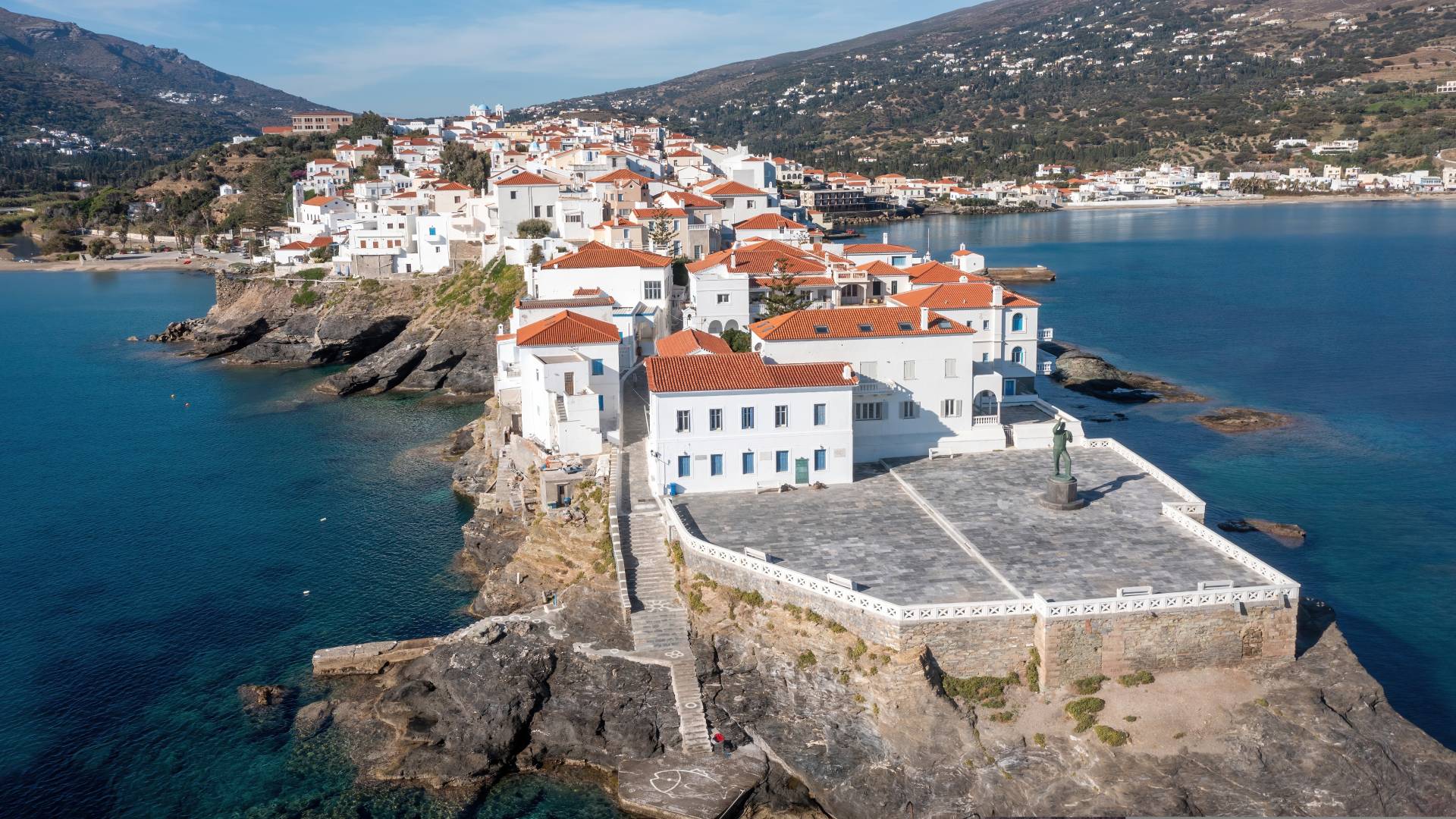 Κυκλάδες: Οι κερδισμένοι και οι χαμένοι του φετινού καλοκαιριού-2