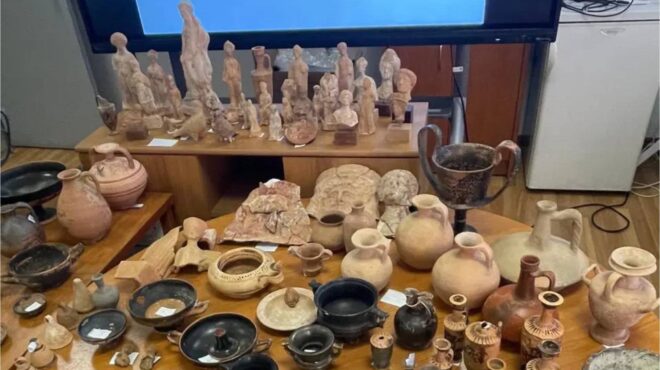 αλιμος-προσέχαμε-τα-αρχαία-του-πατέρα-563343205