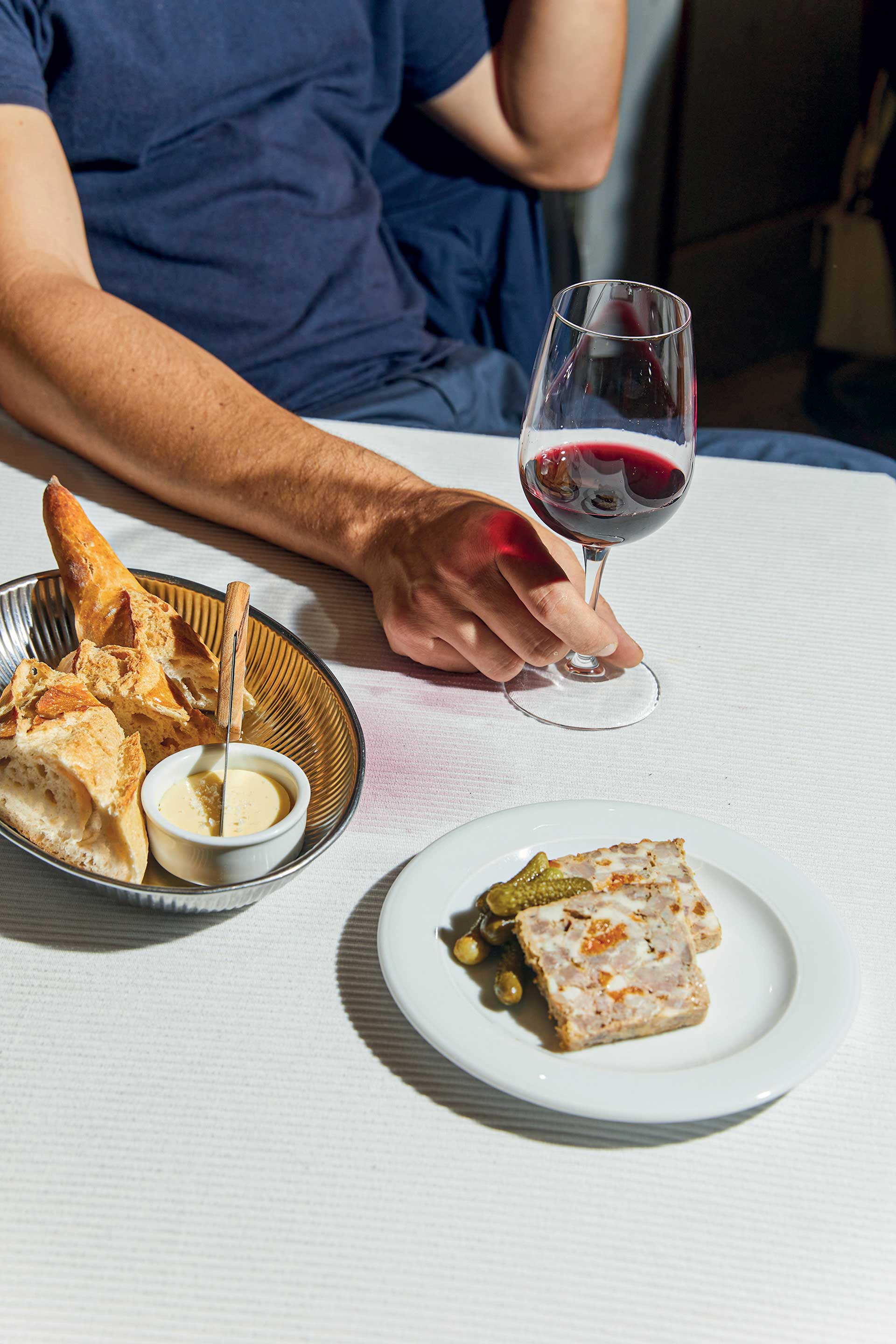 Ορίζουν τα wine bars τον αθηναϊκό τρόπο διασκέδασης;-8