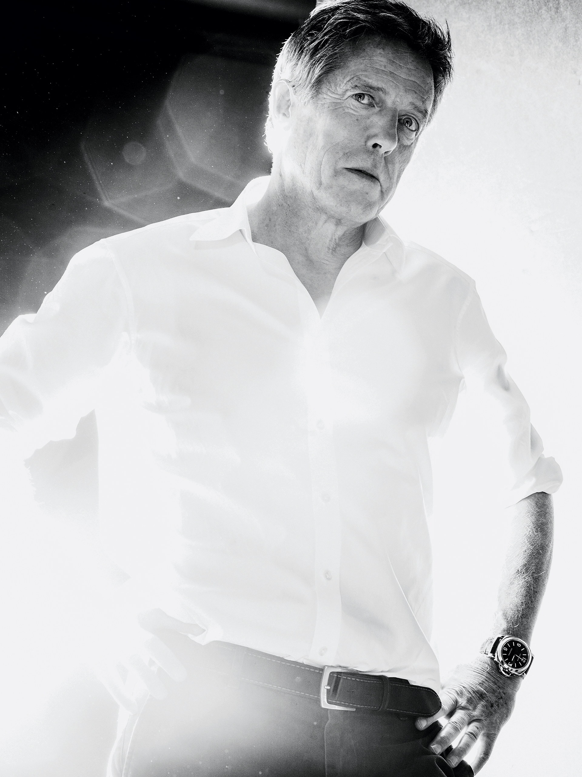 Χιου Γκραντ: «Έχω γνώση ότι δεν είμαι και πολύ στα καλά μου»-1