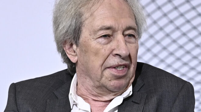 πασκάλ-μπρικνέρ-γυάλα-563332690