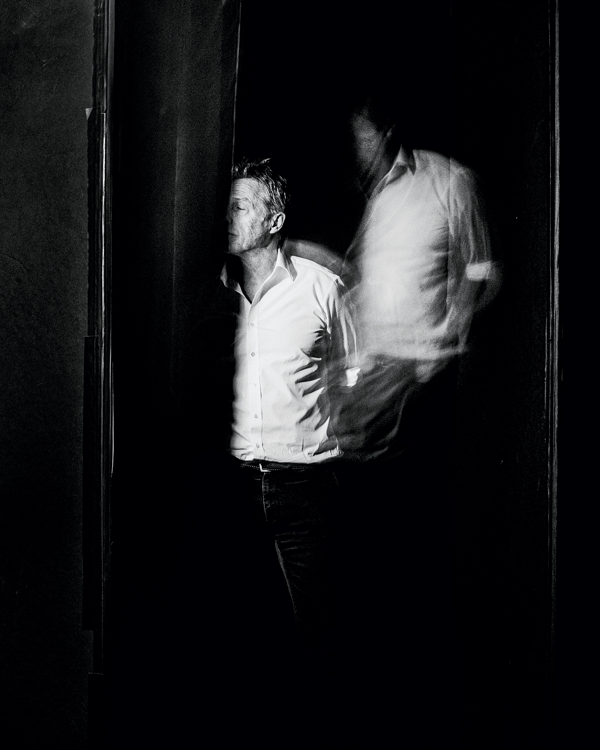 Χιου Γκραντ: «Έχω γνώση ότι δεν είμαι και πολύ στα καλά μου»-2