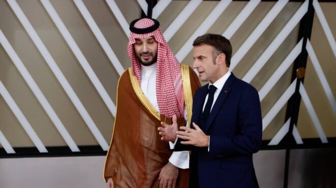 γαλλία-επίσημη-επίσκεψη-του-εμανουέλ-563326453