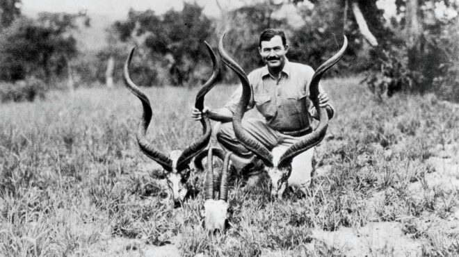 αποχαιρετισμός-στα-όπλα-563345929