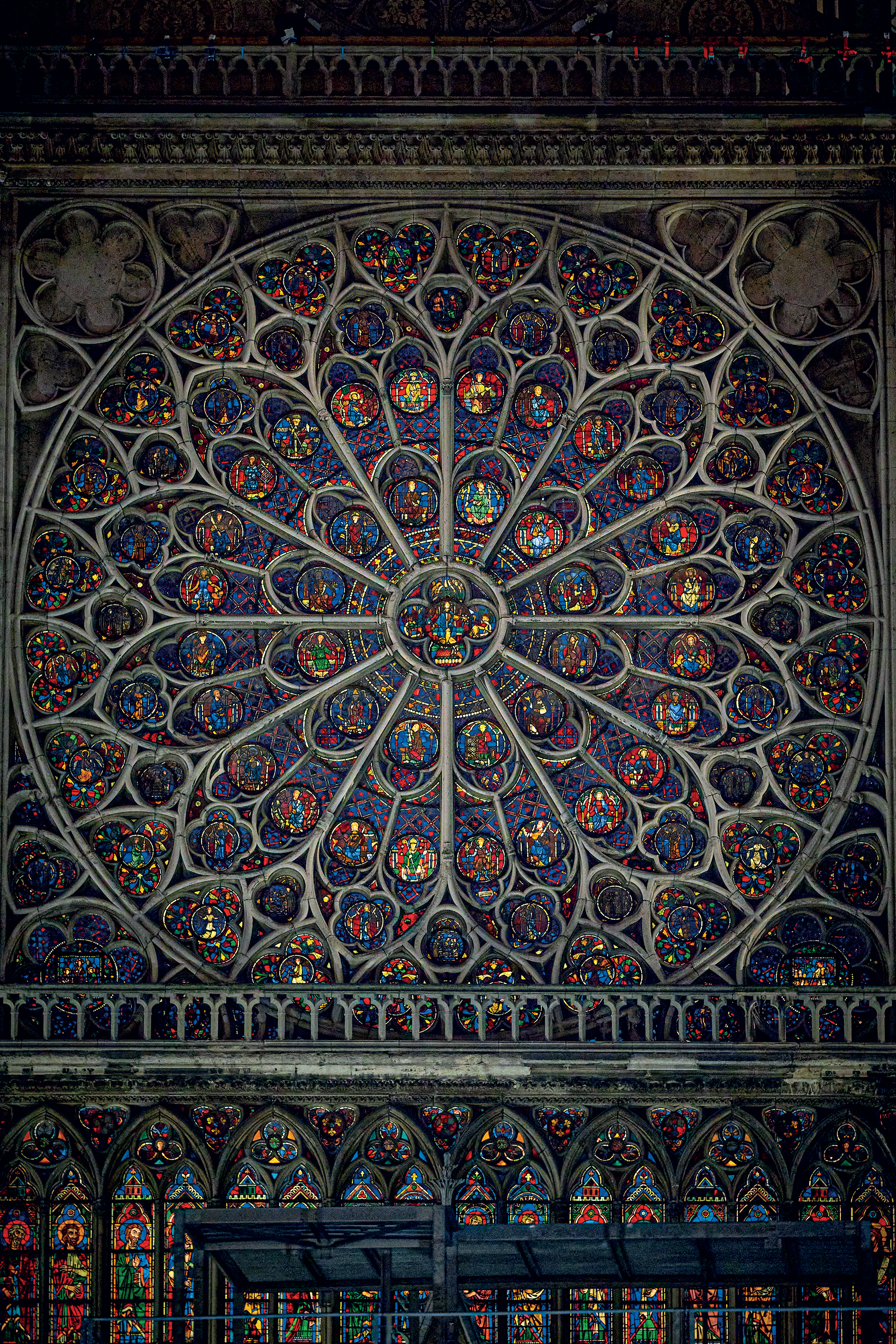 Ξαναχτίζοντας τη Notre Dame, το καμάρι των Παρισίων-1