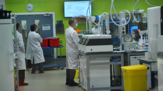 υπεραποσβέσεις-για-επιστημονική-και-563304346