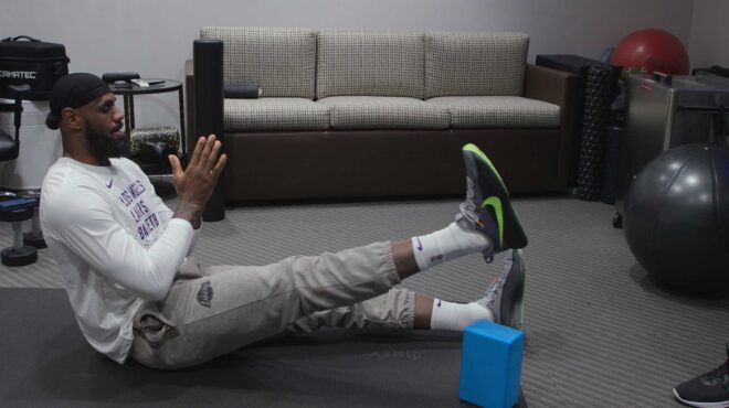 home-cinema-στα-άδυτα-του-nba-και-στη-ζωή-του-σάμιου-563328142