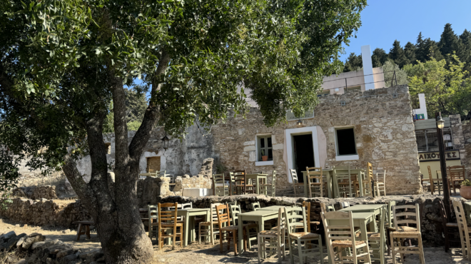 τα-εγκαταλελειμμένα-χωριά-αποκτούν-ξ-563313397