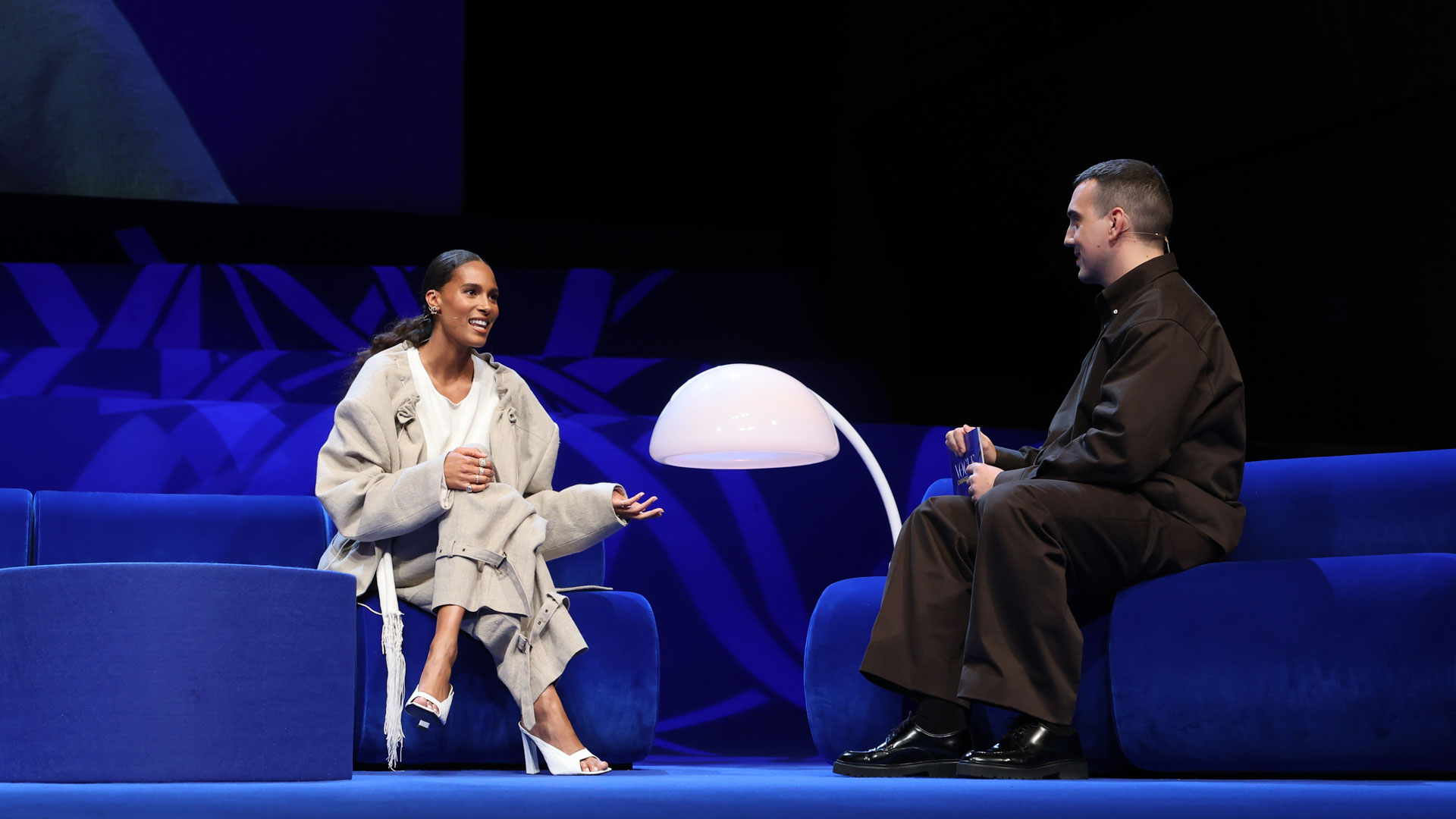 Vogue – Change Makers: «Το wrap dress ήταν αυτό που με δημιούργησε»-8