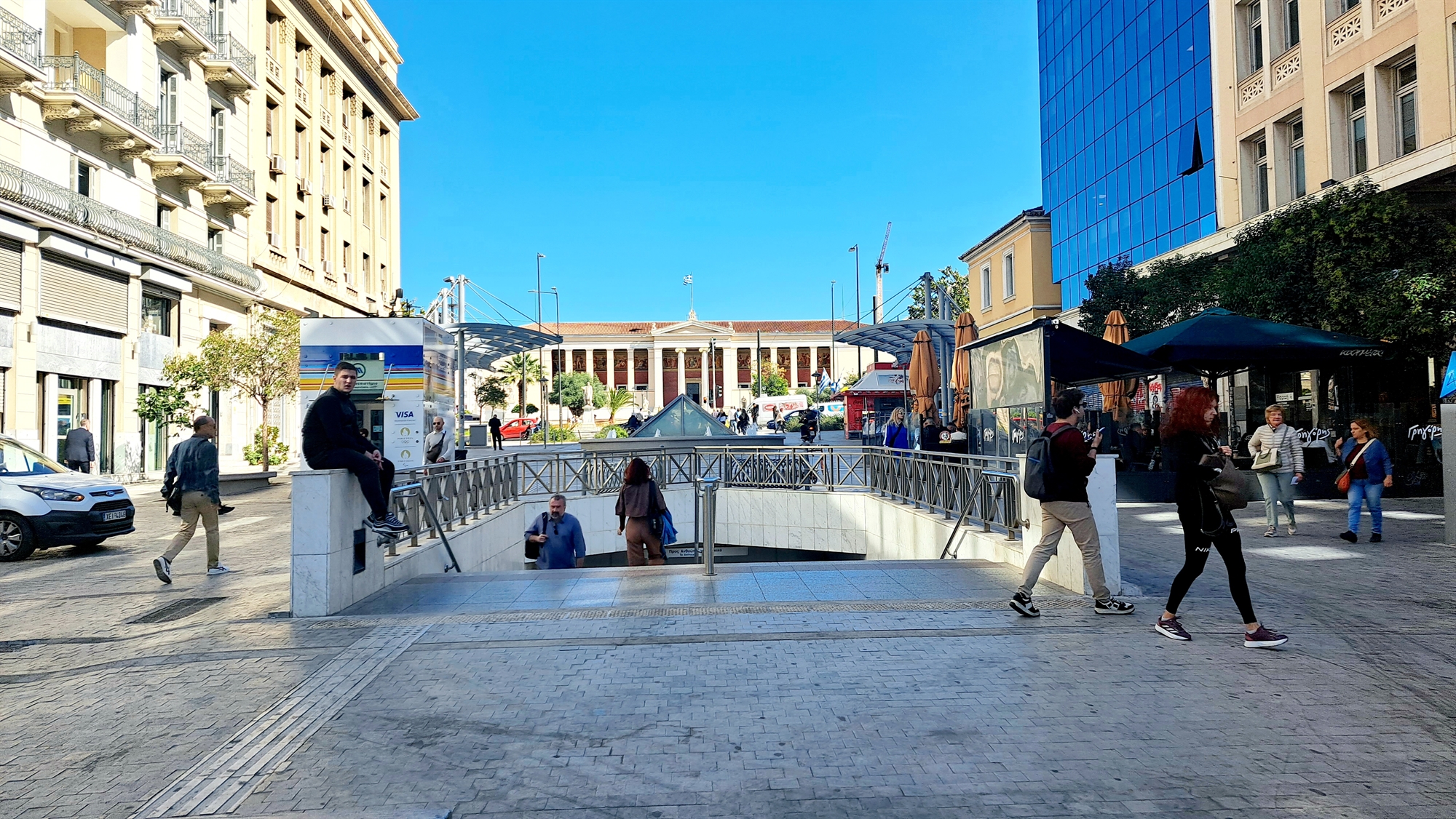 Η οδός Κοραή από την Μπελ Επόκ στο σήμερα-1