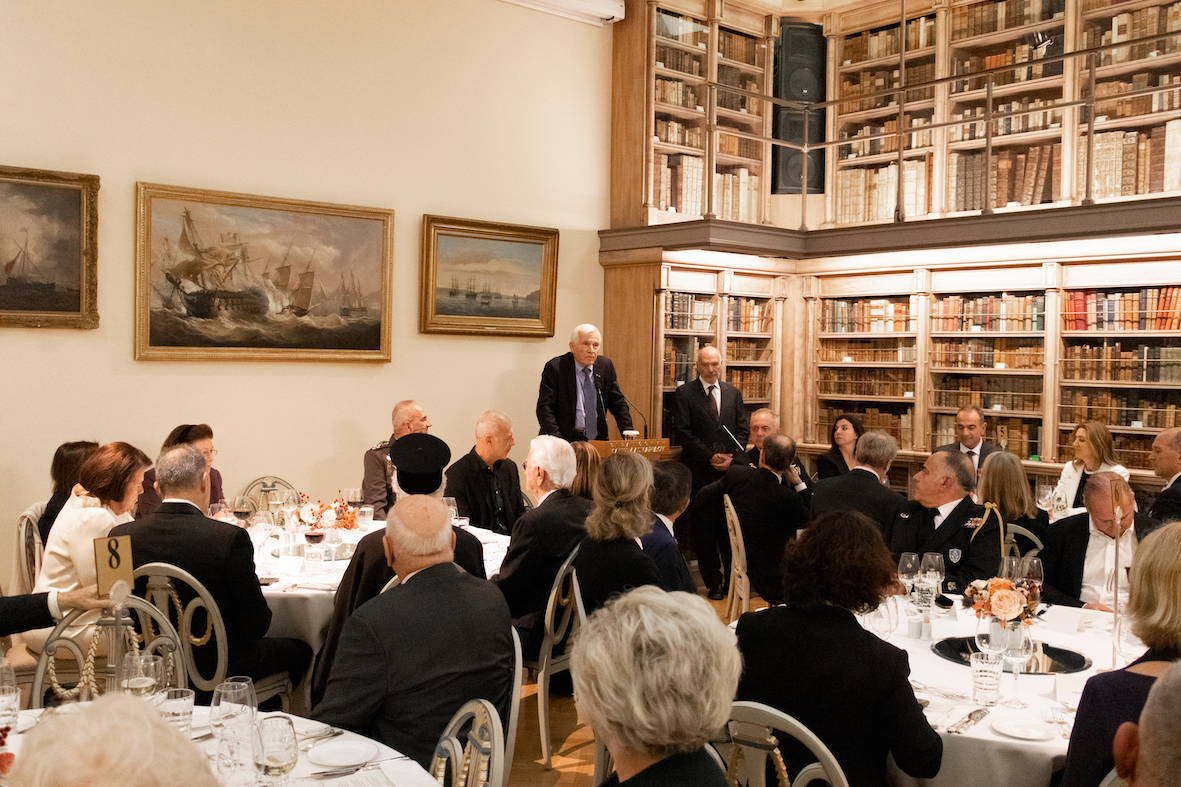 Λαμπρά εγκαίνια της έκθεσης για τα Αντικύθηρα στην Ιστορική Βιβλιοθήκη Λασκαρίδη-1