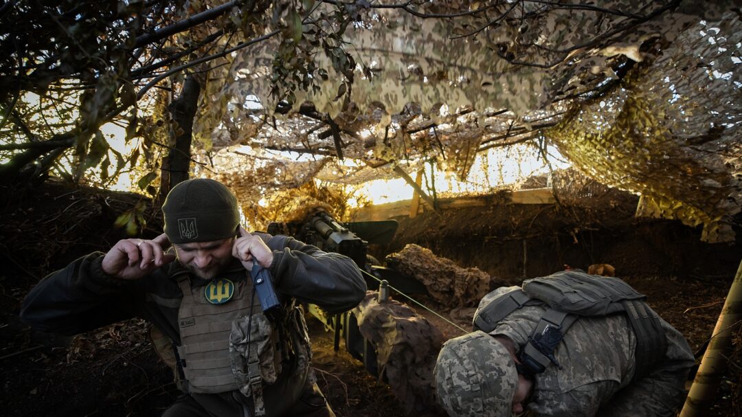 νιλ-μακφάρλαν-στην-κ-ο-ψυχρός-πόλεμο-563349271