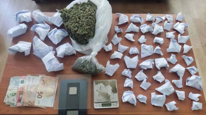 δυτική-αττική-13-συλλήψεις-για-ναρκωτικ-563343445