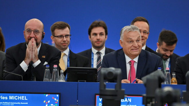 η-ευρώπη-κάλεσε-τον-τραμπ-να-στηρίξει-τ-563311315