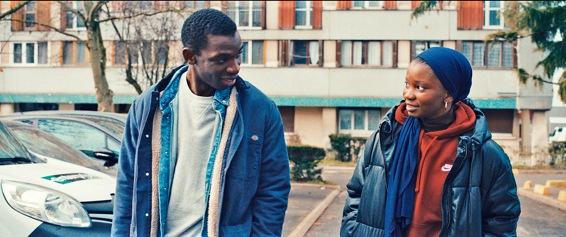 HOME CINEMA: Από τη θατσερική Βρετανία στα παρισινά «μπανλιέ»-1