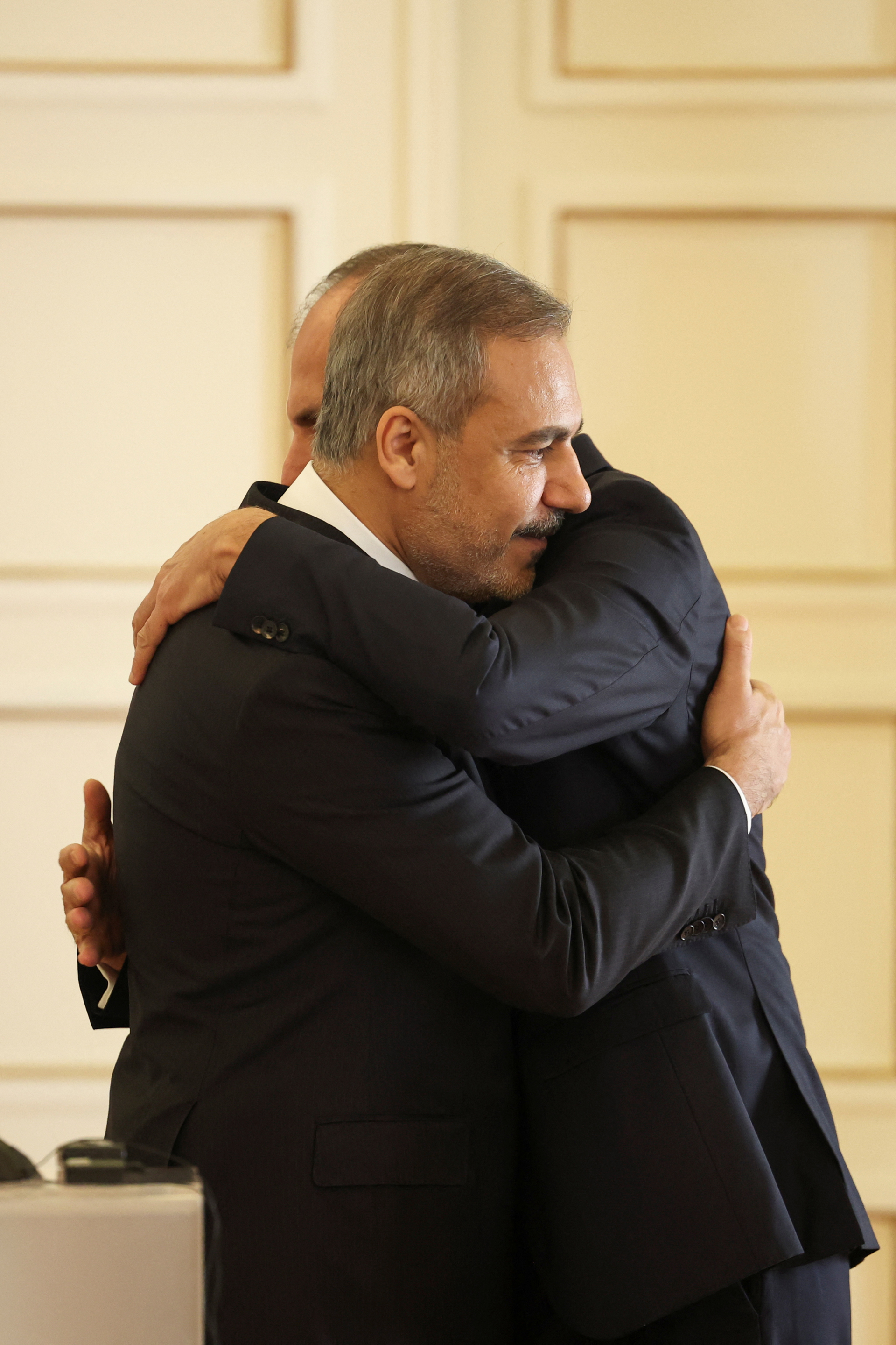 Διαβάστε στην «Καθημερινή της Κυριακής»-3