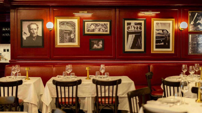 ricks-γαρίδες-κοκτέιλ-steaks-και-αύρα-κινηματ-563327932