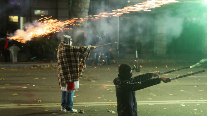 γεωργία-επεισόδια-συλλήψεις-και-βίαι-563347117