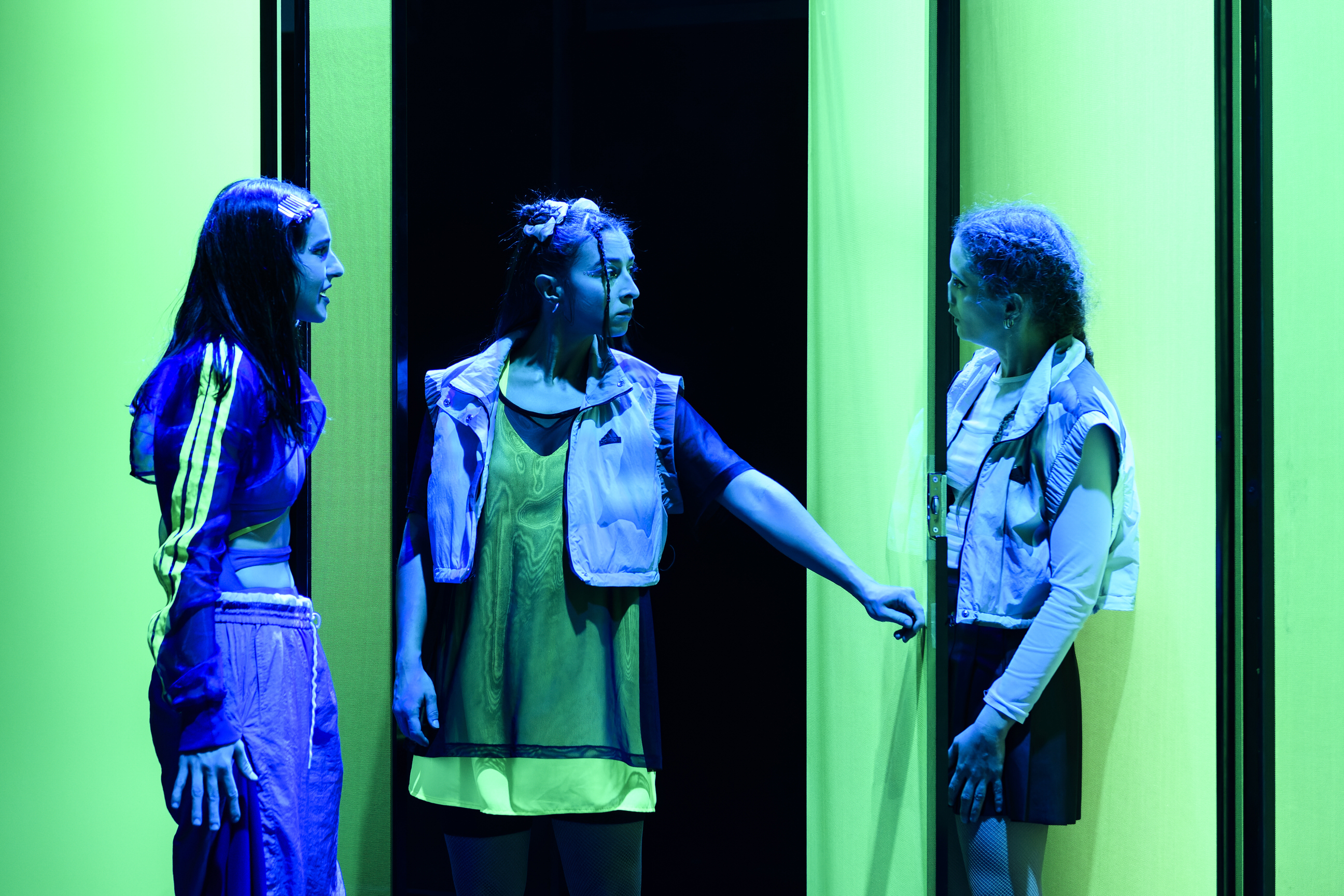 Ενα εφηβικό πάρτι που δεν έχει καλό τέλος-4